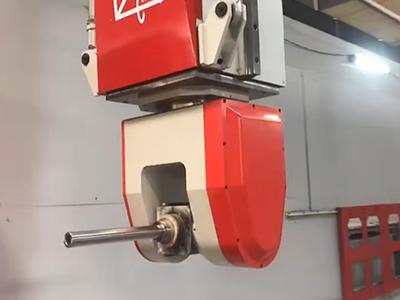 Fresadora CNC de 5 ejes