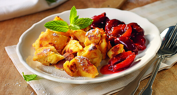 Kaiserschmarrn mit Zwetschkenröster 