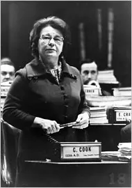 Constance E. Cook, pois seu projeto de lei foi aprovado em abril de 1970. (Crédito da fotografia: Cortesia © Copyright All Rights Reserved/ © Divulgação/Don Hogan Charles/The New York Times ®/ REPRODUÇÃO/ TODOS OS DIREITOS RESERVADOS)