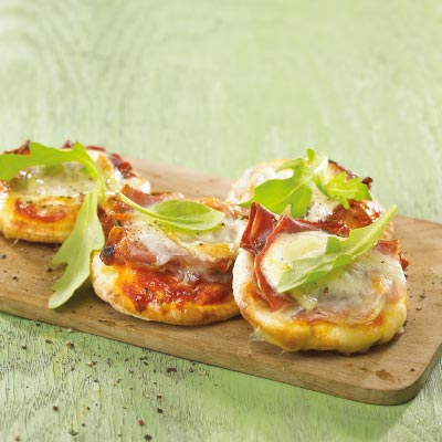 Mini pizzas roquette et prosciutto