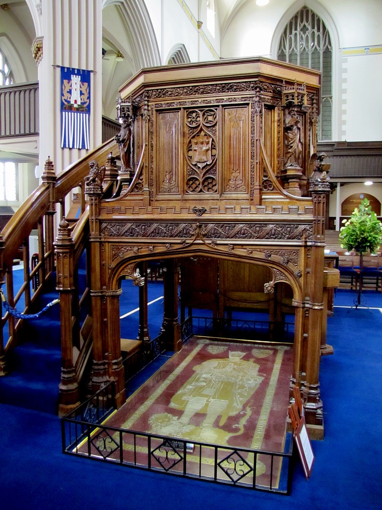 Inside the church, below the pulpit, is the grave of Robert the Bruce.