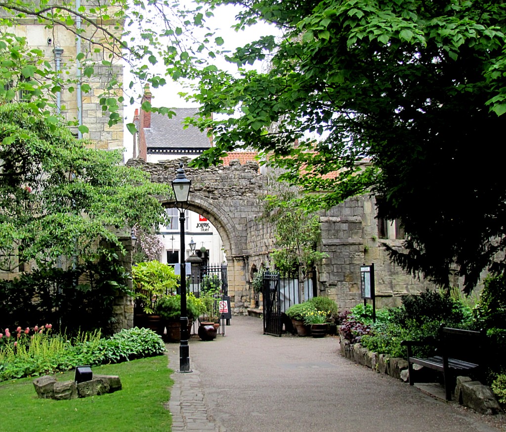 The folks at the guesthouse where I'm staying told me about a shortcut through the Yorkshire Museum Gardens that goes to the city centre. I decided to walk that way.