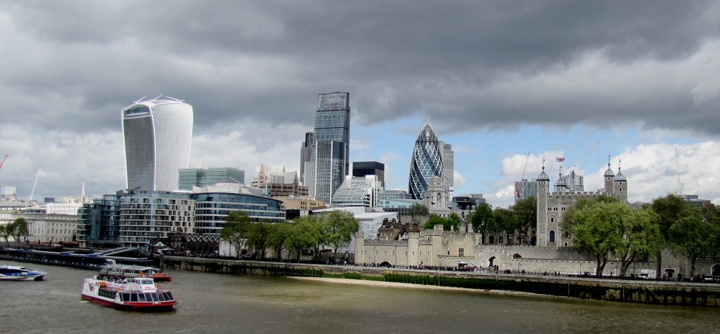 This is taken on the Tower Bridge, looking back at the north bank. I just love the mix of the old and new buildings in the picture.