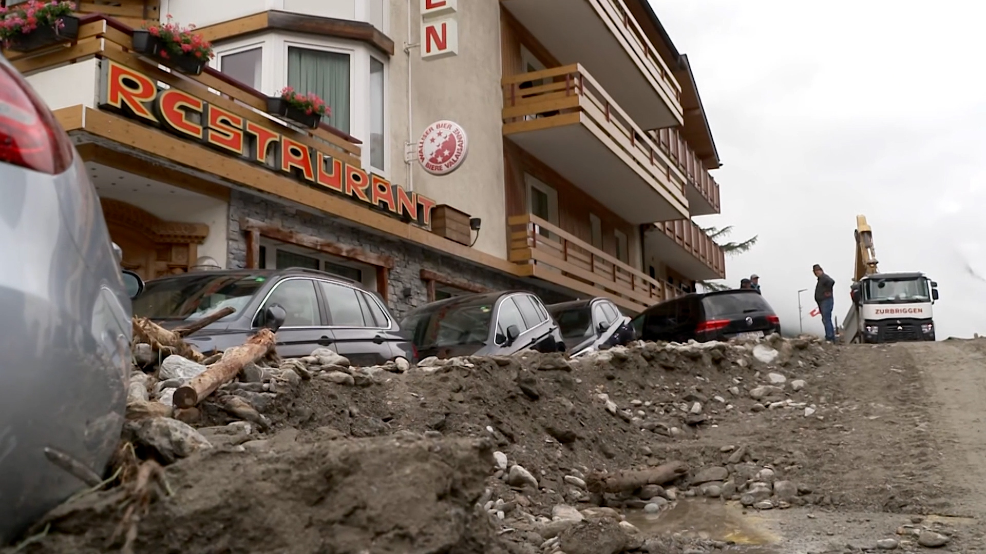 Storms in Swiss mountain areas keep visitors at bay