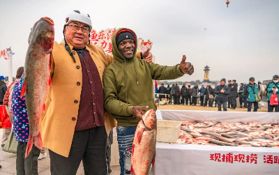 Annual winter fishing festival kicks off at Jiangyan's Qinhu Lake