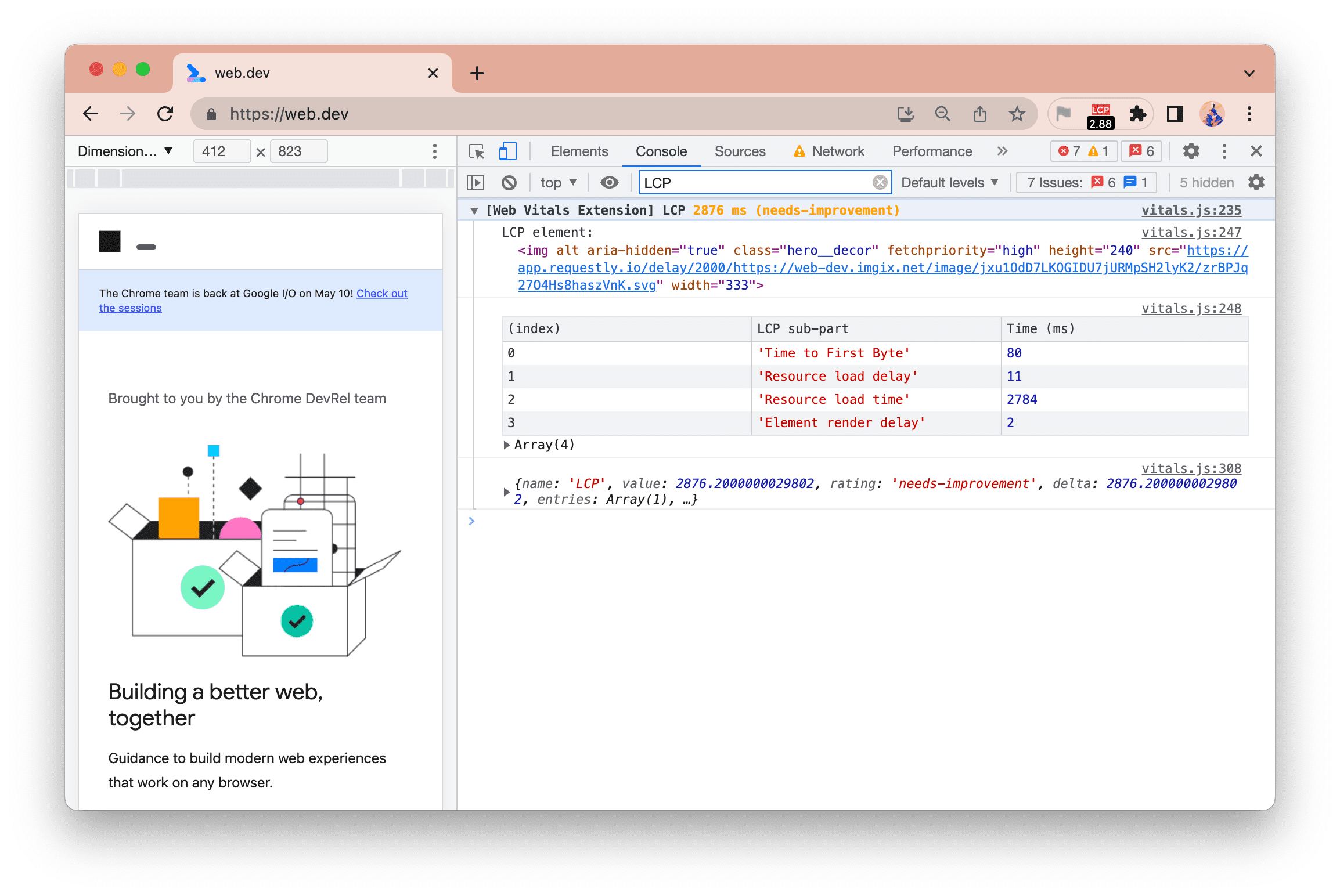 การบันทึกคอนโซลใหม่ของส่วนขยาย Web Vitals ที่แสดงองค์ประกอบ LCP และส่วนย่อย