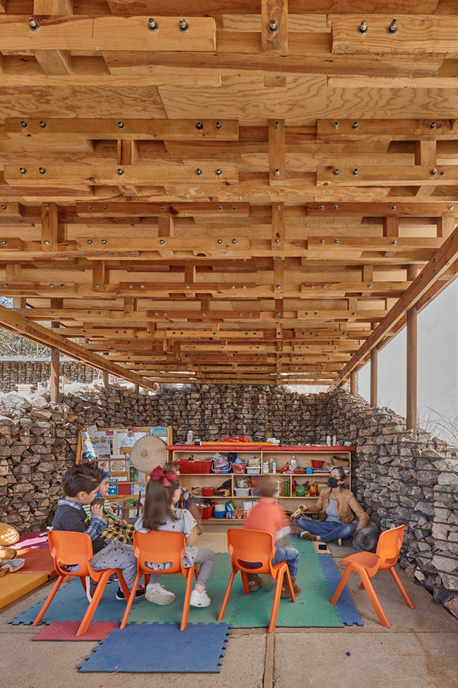 El Terreno by VERTEBRAL: Urban community garden and educational center