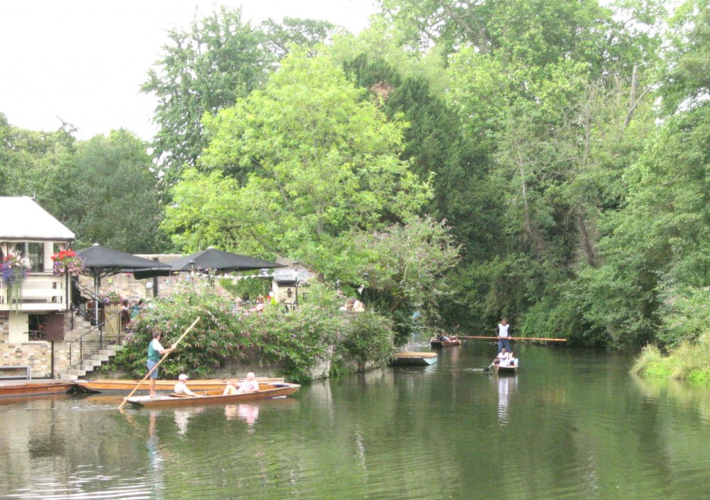 The River Cam flows right through the middle of Cambridge. Photo by me.