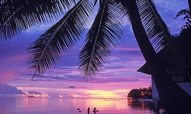 Air Tahiti Nui Rangiroa Sunset GLeBacon