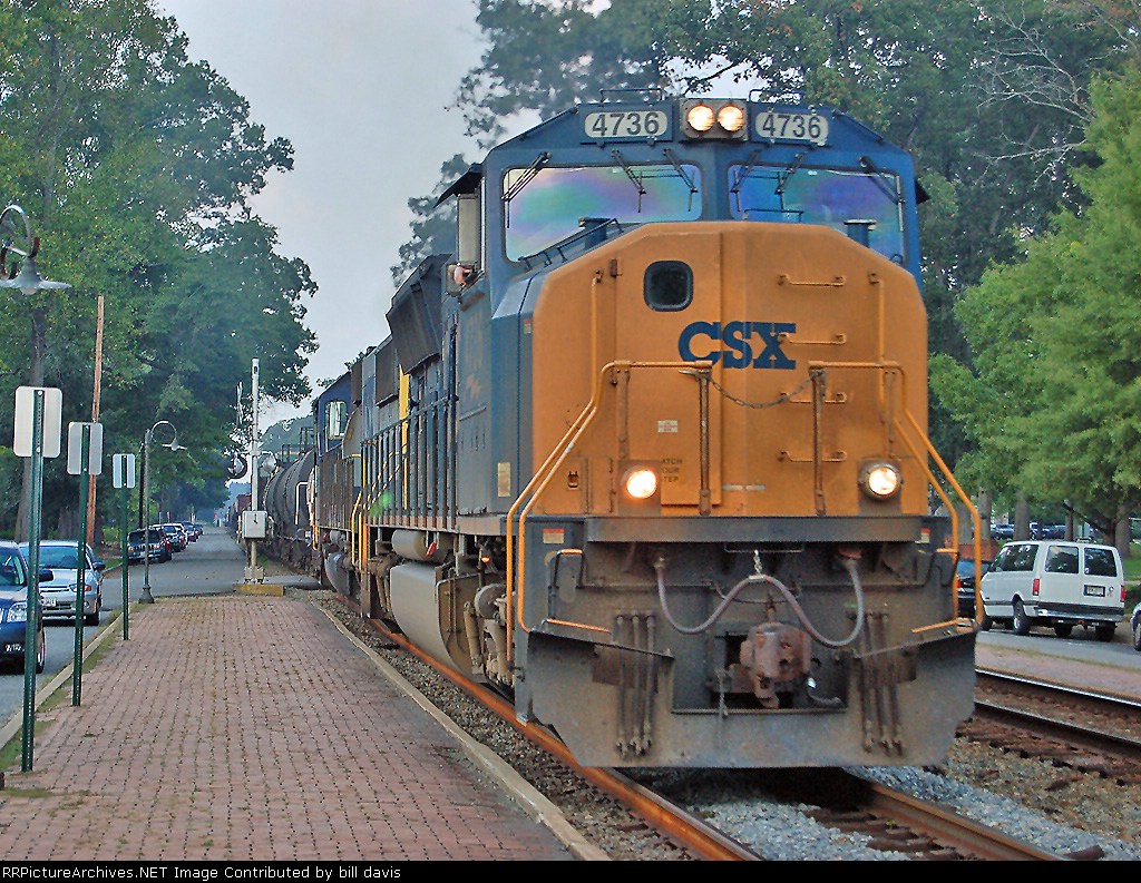 CSX 4736