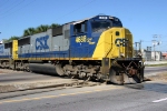 CSX 4688 Crossing the Diamond