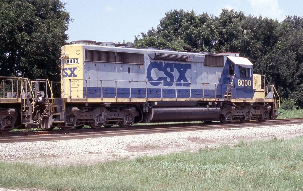 CSX 8000