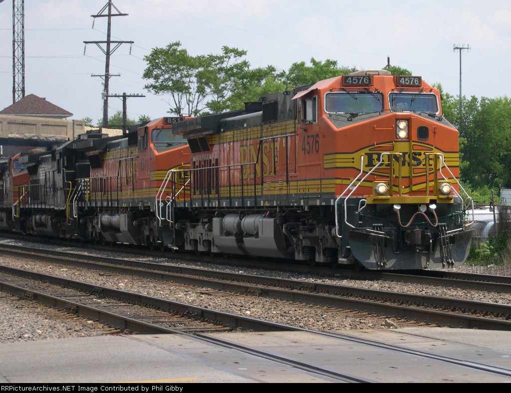 BNSF 4576