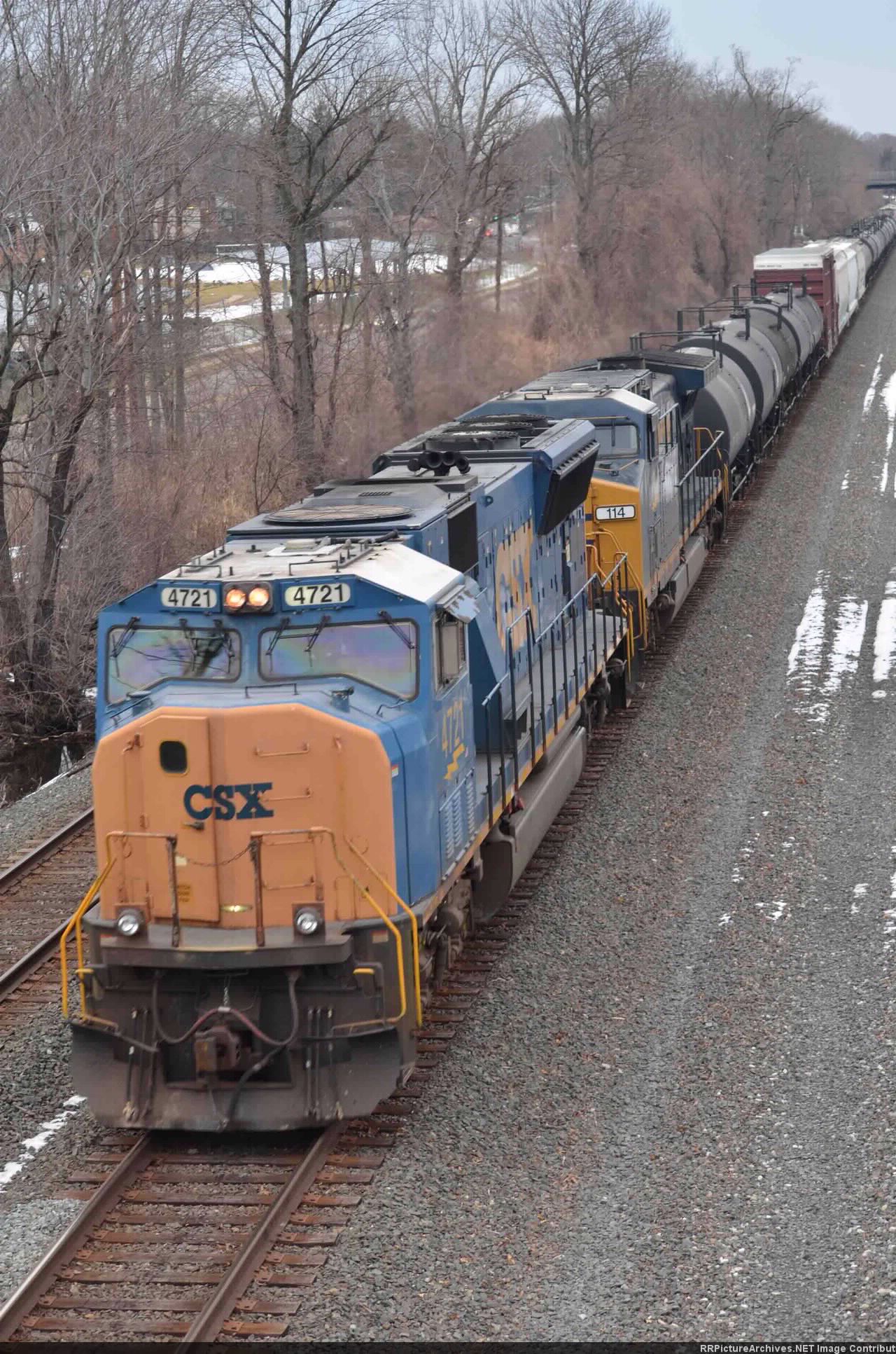 CSX 4721 CSX 114