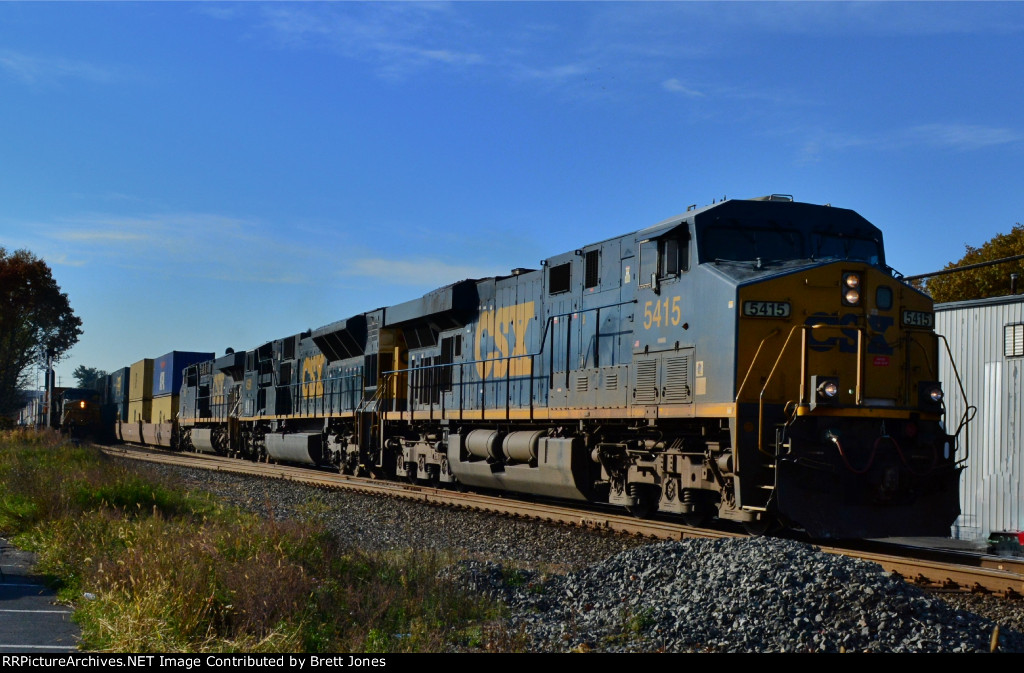 CSX 4591 trailing 5415