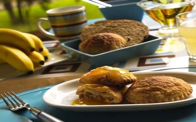 Empanada de plátano con miel de mandarina