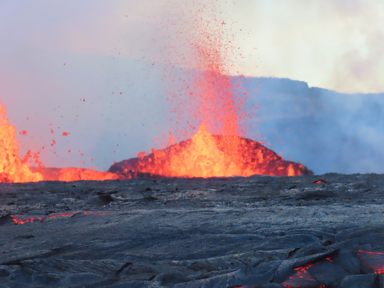 lava fountain at the summit of Kīlauea