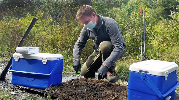 Collecting a sample of soil affected by per- and polyfluoroalkyl substances