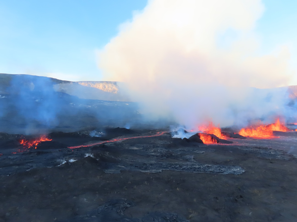 lava fountains at the summit of Kīlauea