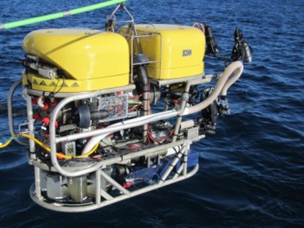 ROV/submersible used to sample the deep-sea canyon