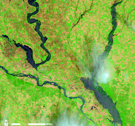 Landsat 8 image from June 24, 2024, showing the floods that affected Union County, South Dakota, & Plymouth County, Iowa