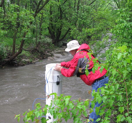 Micro-sampler installation in flood