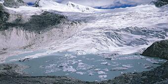 Image: Debris-Free Plateau Glacier