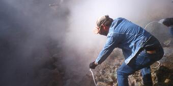 Image: Measuring a Superheated Fumarole