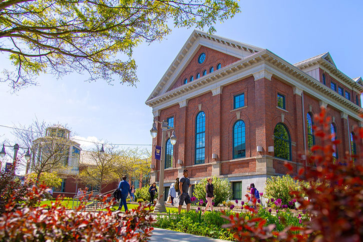 Exterior shot of UW Tacoma building.