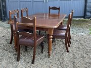 Mahogany Extending Dining Table & 6 Chairs. 