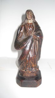 17thc Spanish Figure Of The Virgin 