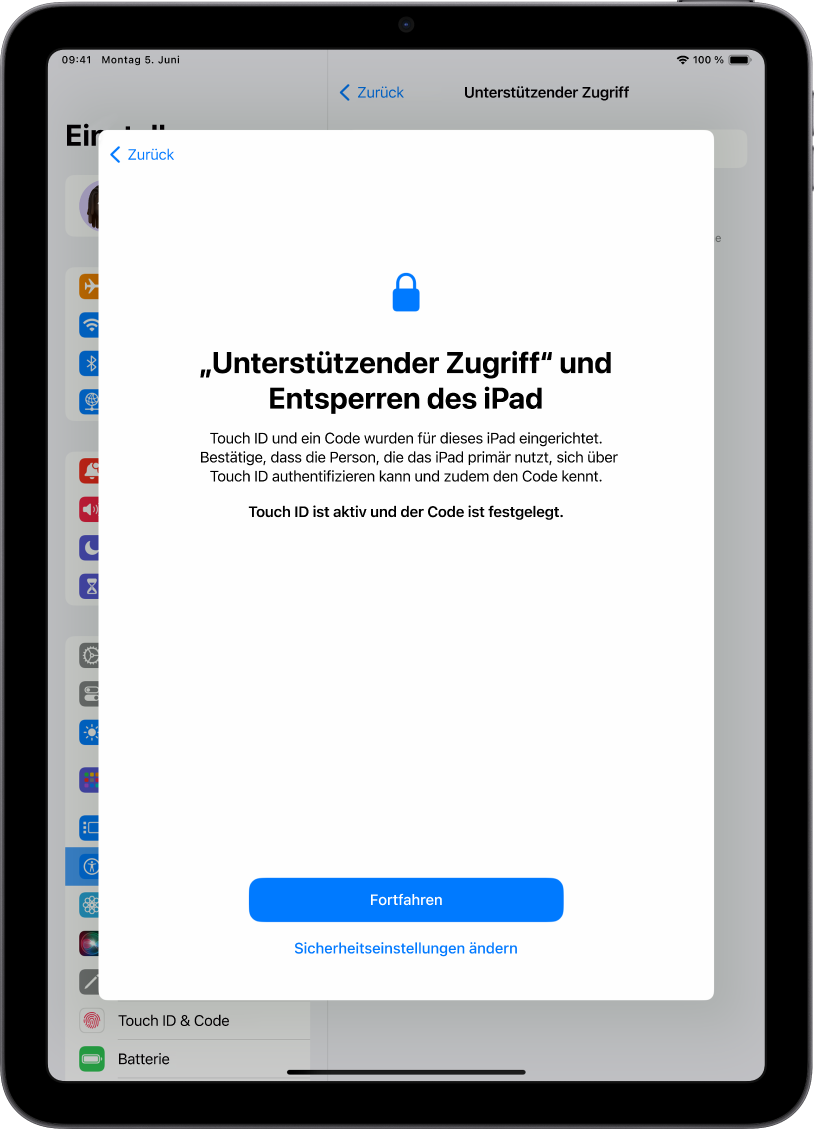 Ein iPad-Bildschirm, auf dem die vertrauenswürdigen Bezugsperson dazu aufgefordert wird, zu bestätigen, dass der:die Benutzer:in des Geräts den Gerätecode kennt.