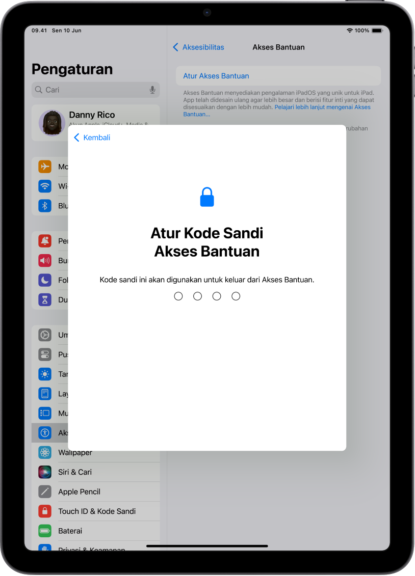 iPad menampilkan layar untuk mengatur kode sandi Akses Bantuan yang digunakan saat masuk dan keluar dari Akses Bantuan.