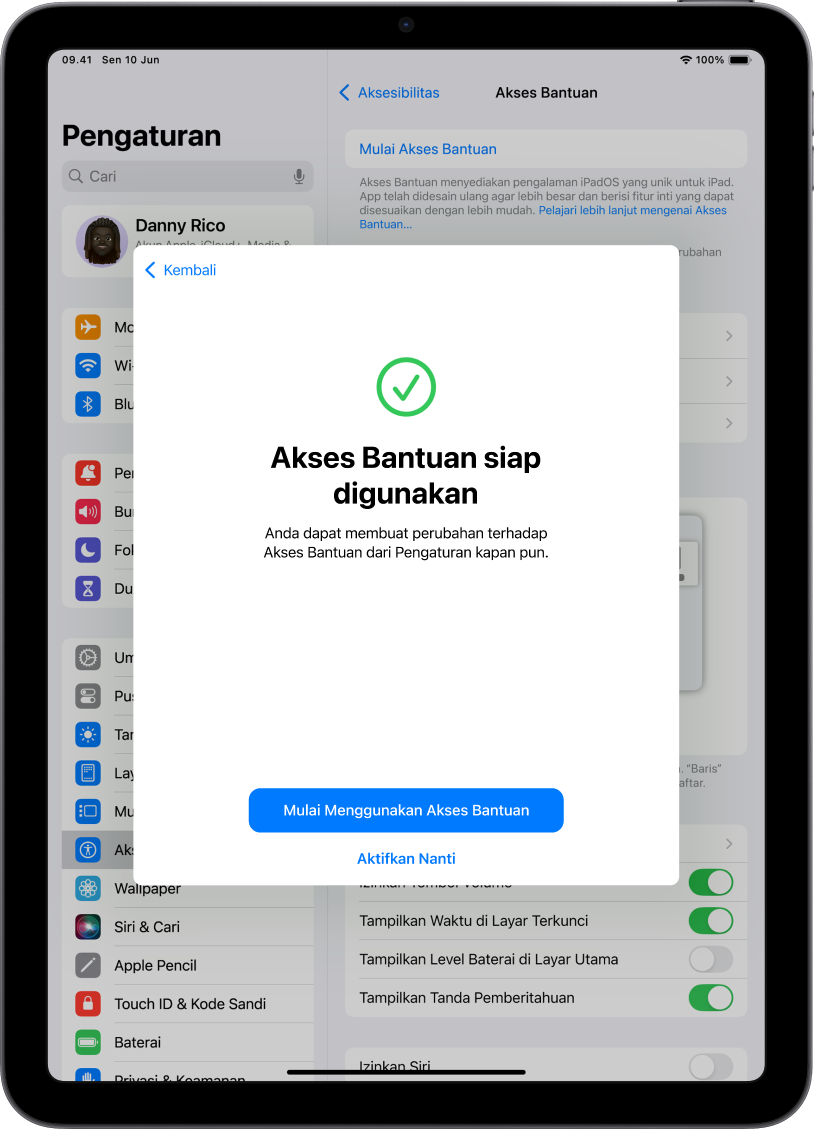 iPad menampilkan bahwa Akses Bantuan siap digunakan dengan tombol di bagian bawah untuk masuk ke Akses Bantuan.