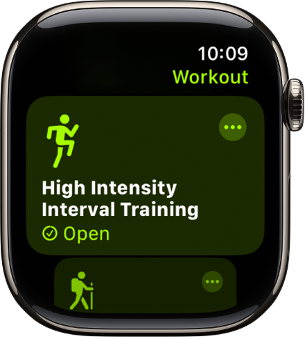 Het Work-out-scherm, met de High Intensity Interval Training-work‑out geselecteerd. Rechtsboven in de work-outtegel staat de knop 'Meer'.