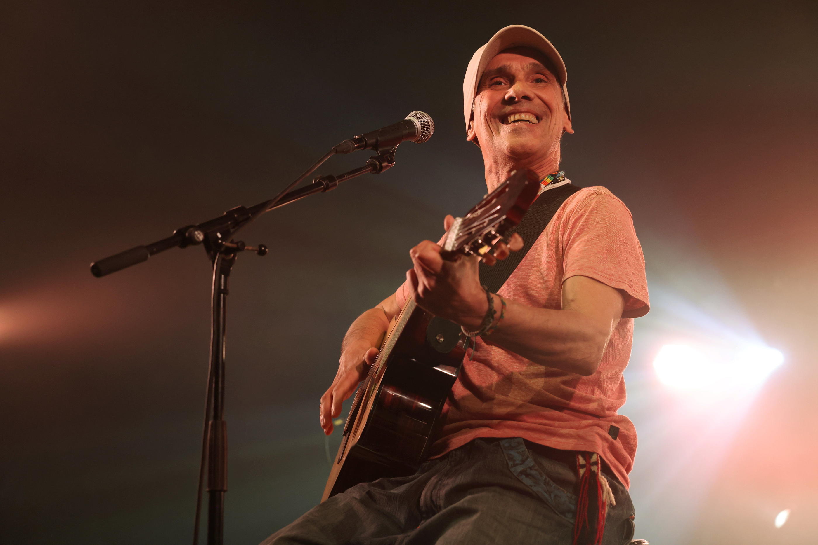 Manu Chao, ici en 2023 au Kilowatt à Vitry-sur-Seine où il revient jouer ce mardi, juste avant la sortie de son nouvel album. LP/Olivier Lejeune