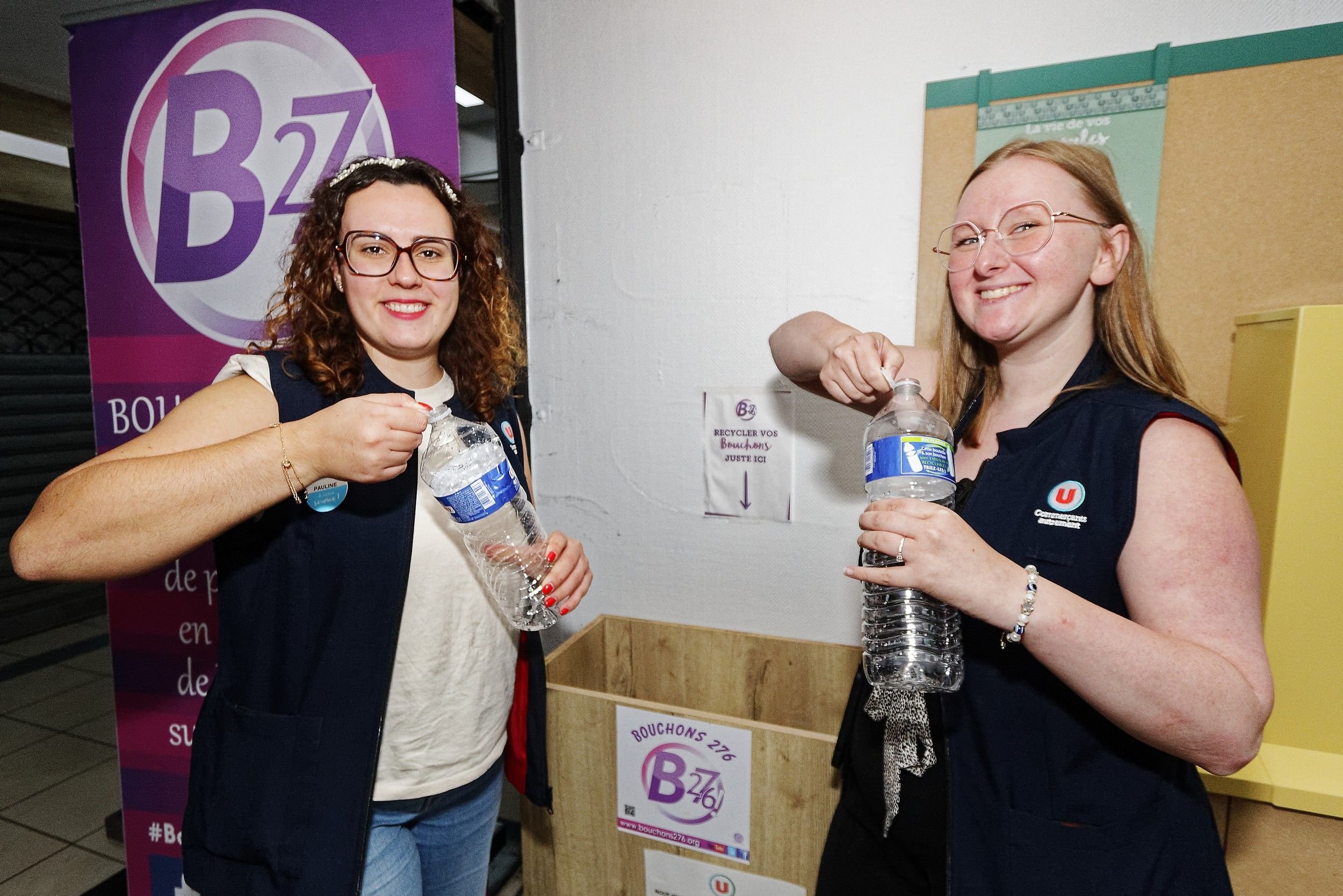 Pauline Cahard et Amélie Cécille expliquent qu'il est encore possible de collecter les bouchons en plastique pour une bonne cause. #PRESSE30