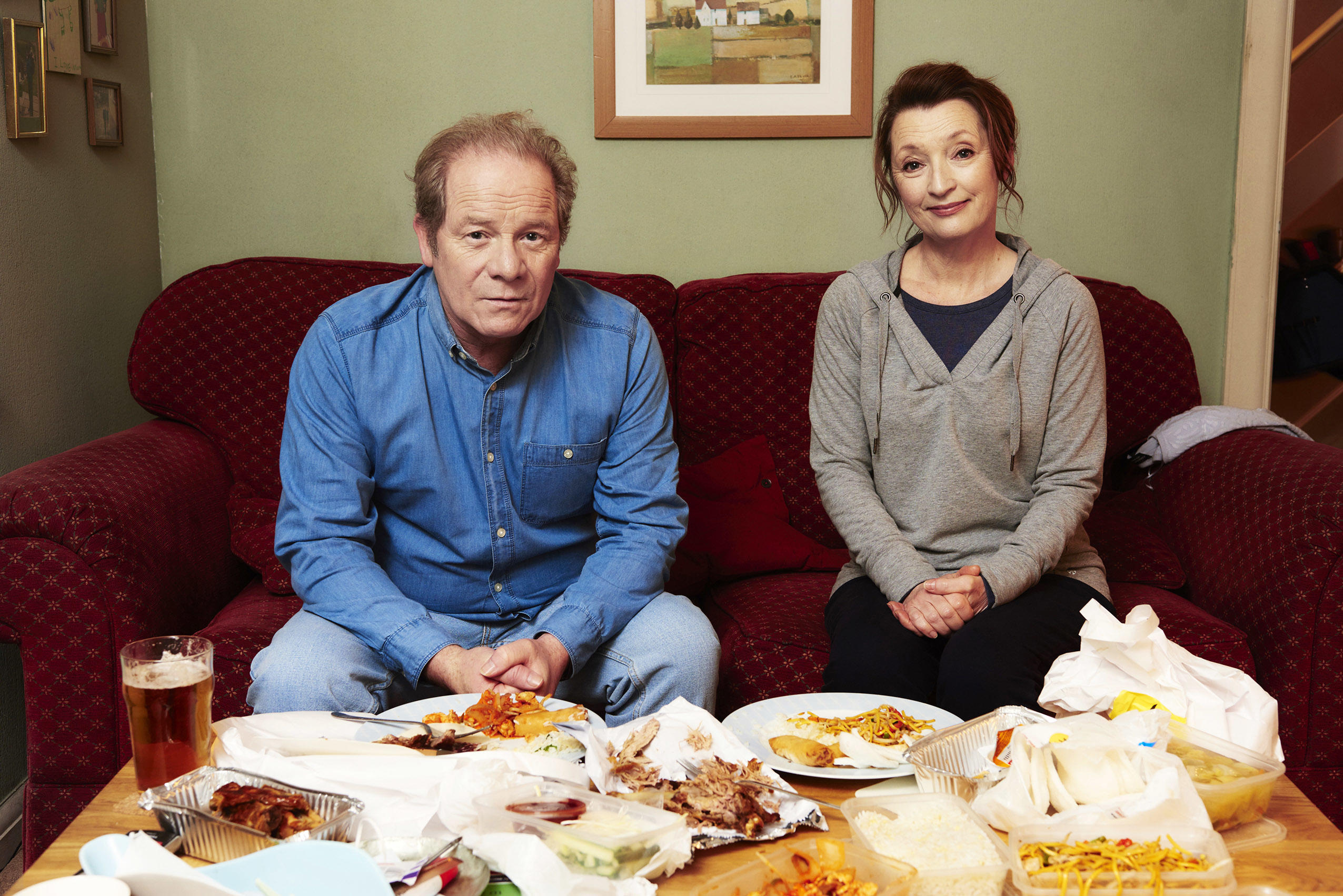 Peter Mullan (Michael) et Lesley Manville (Cathy) dans la série «Mum», un régal de comédie britannique. Arte/Big Talk Productions