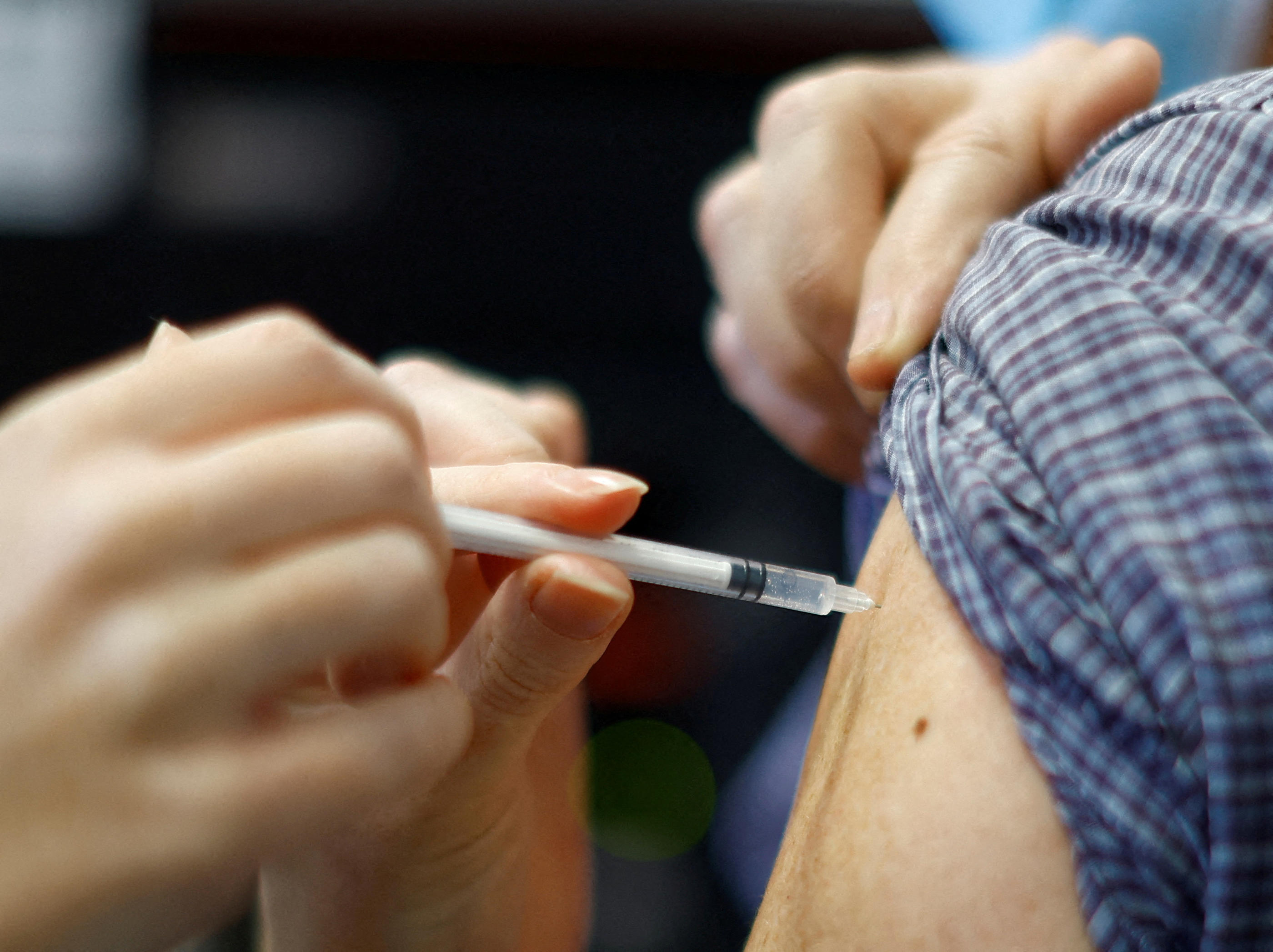 Le ministre de la Santé appelle à un sursaut de la campagne de vaccination contre le Covid-19 avant les fêtes de fin d'année (Illustration). Reuters/Eric Gaillard