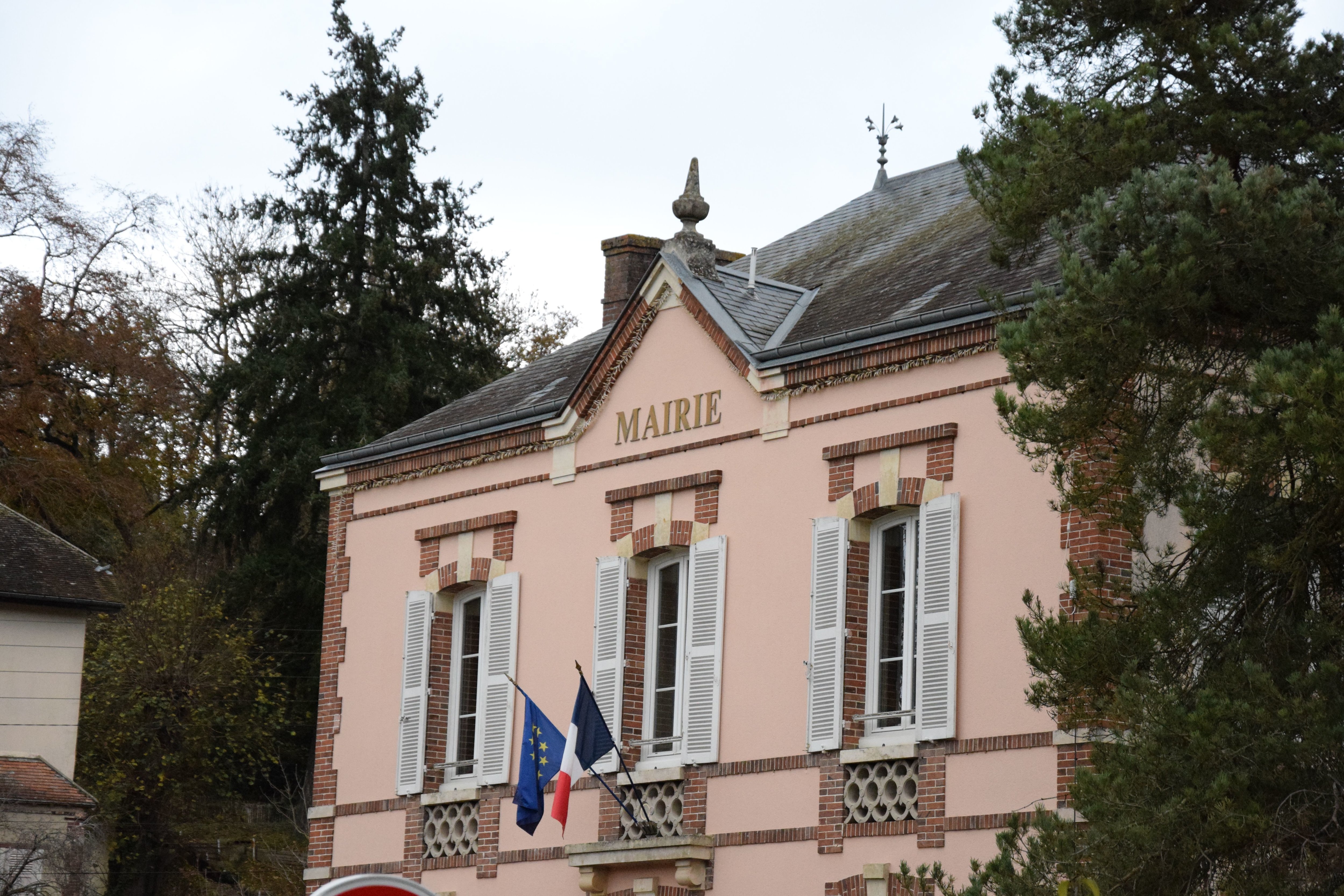 Un tiers des maires de communes de moins de 10 000 habitants "font face à un début d’épuisement" et 3,48% "sont en situation d’épuisement sévère", d'après une étude de l'université de Montpellier. (Illustration) LP/Christophe Blondel