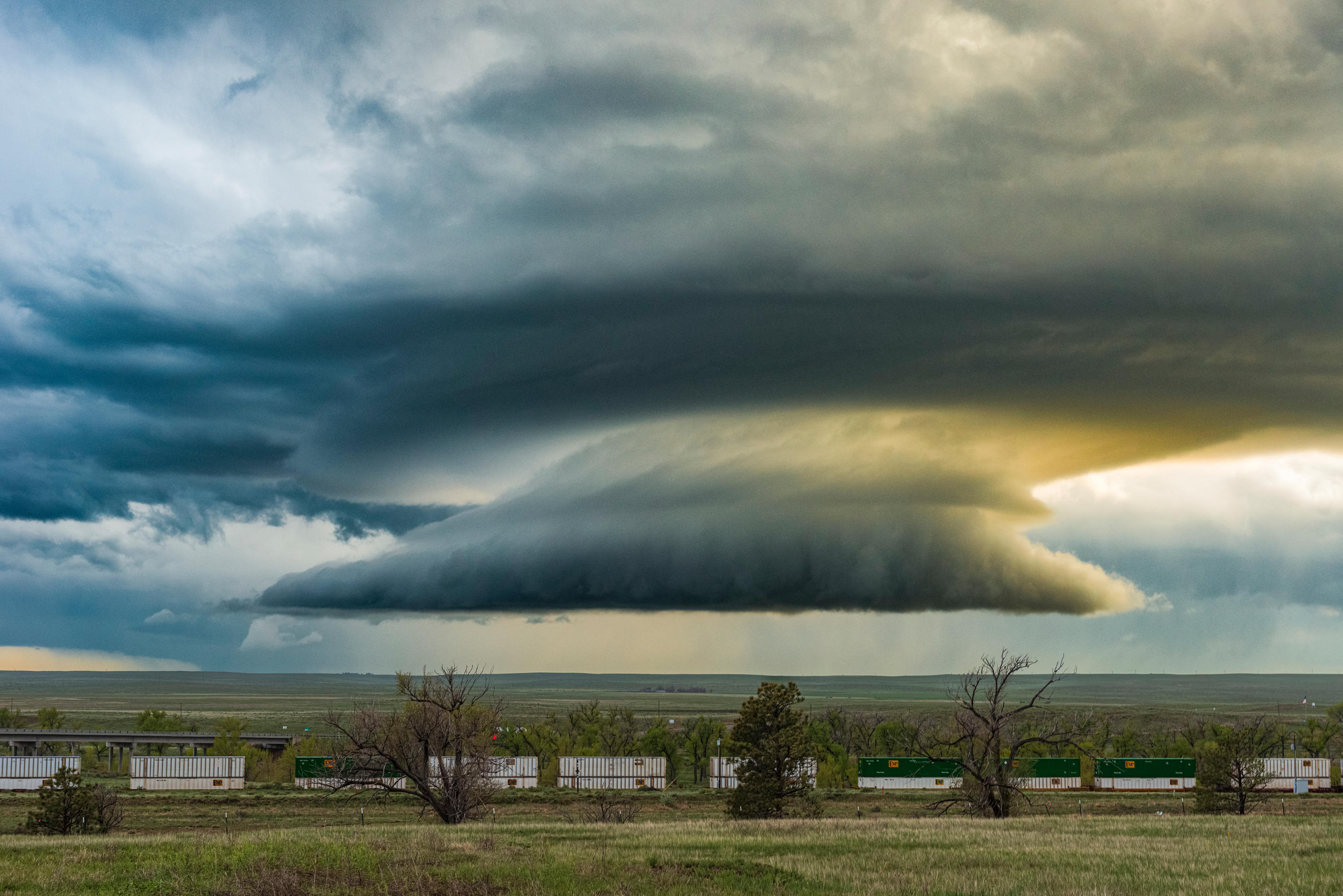 Le supercellules orageuses sont susceptibles de donner naissance à des tornades. (illustration) istock/John Finney