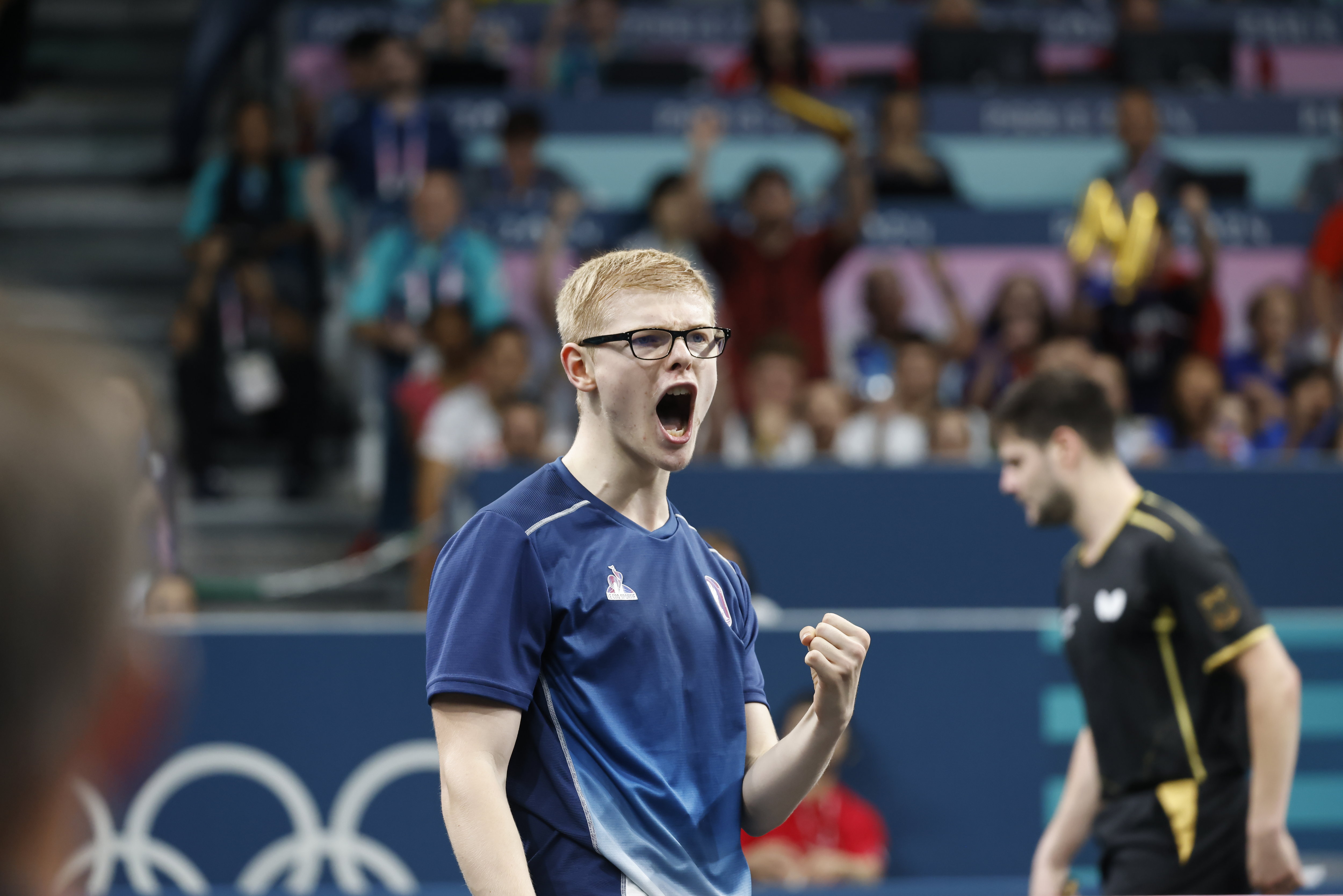 Le jeune pongiste français s’est imposé 11-9, 15-13, 12-10, 8-11, 3-11, 8-11, 11-7, au terme d’un match au scénario hitchcockien. LP/Olivier Corsan