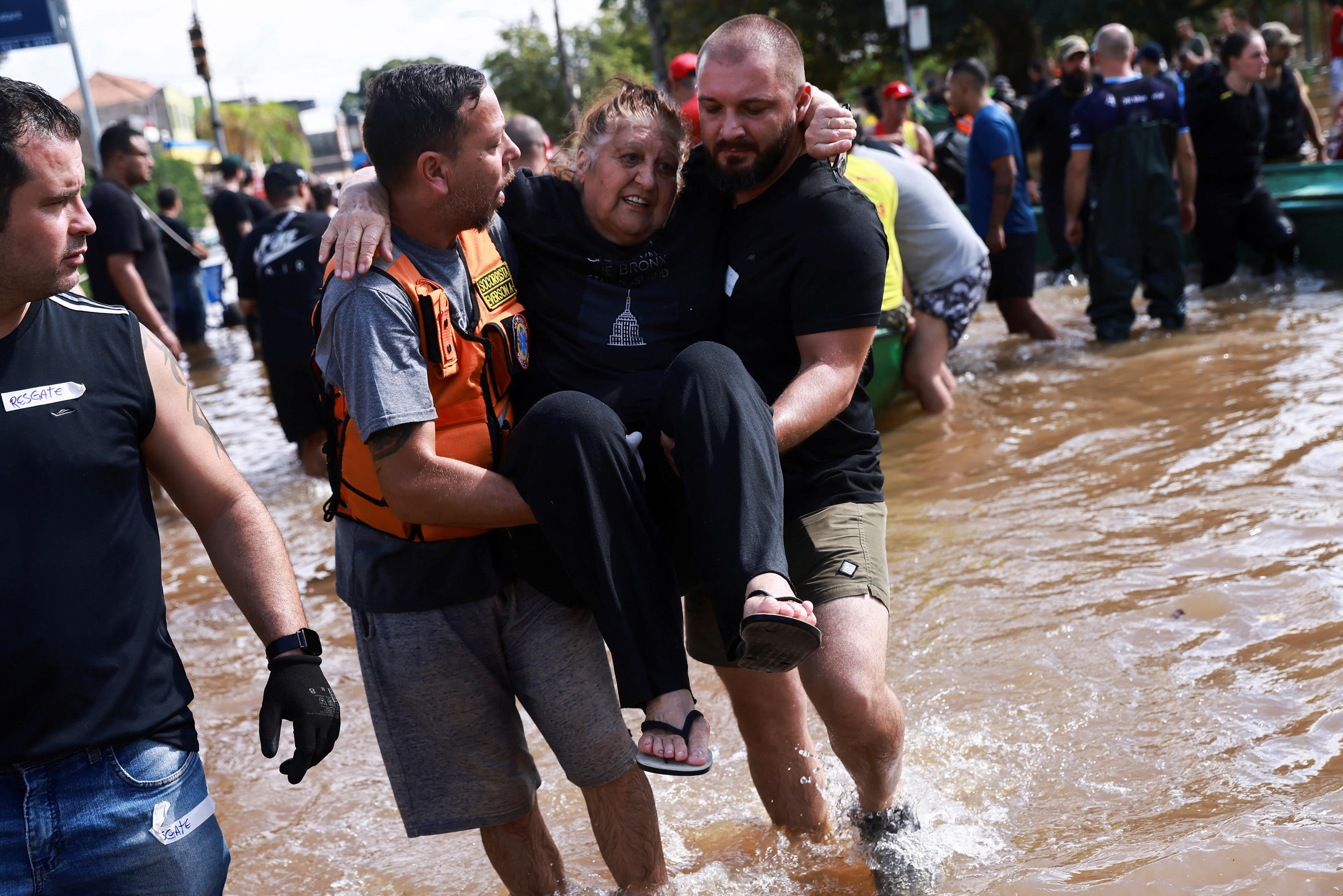 Le bilan des inondations historiques dans le sud du Brésil a grimpé à 100 morts. Reuters / Diego Vara