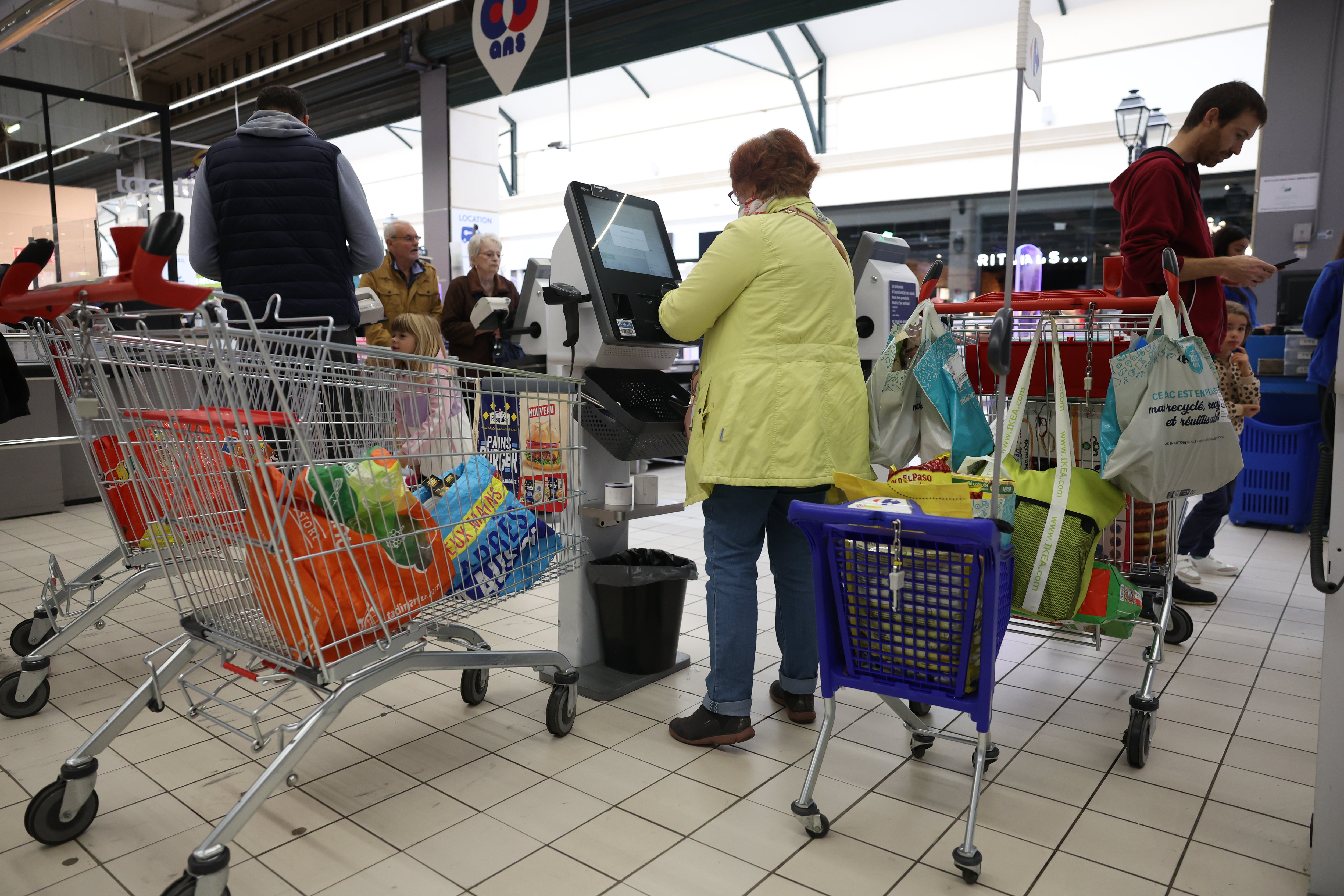 Le « Projet fou » permet de mettre quelques euros sur un compte épargne retraite à chaque passage en caisse, avec des pourcentages qui varient selon les enseignes. (Illustration) Istock