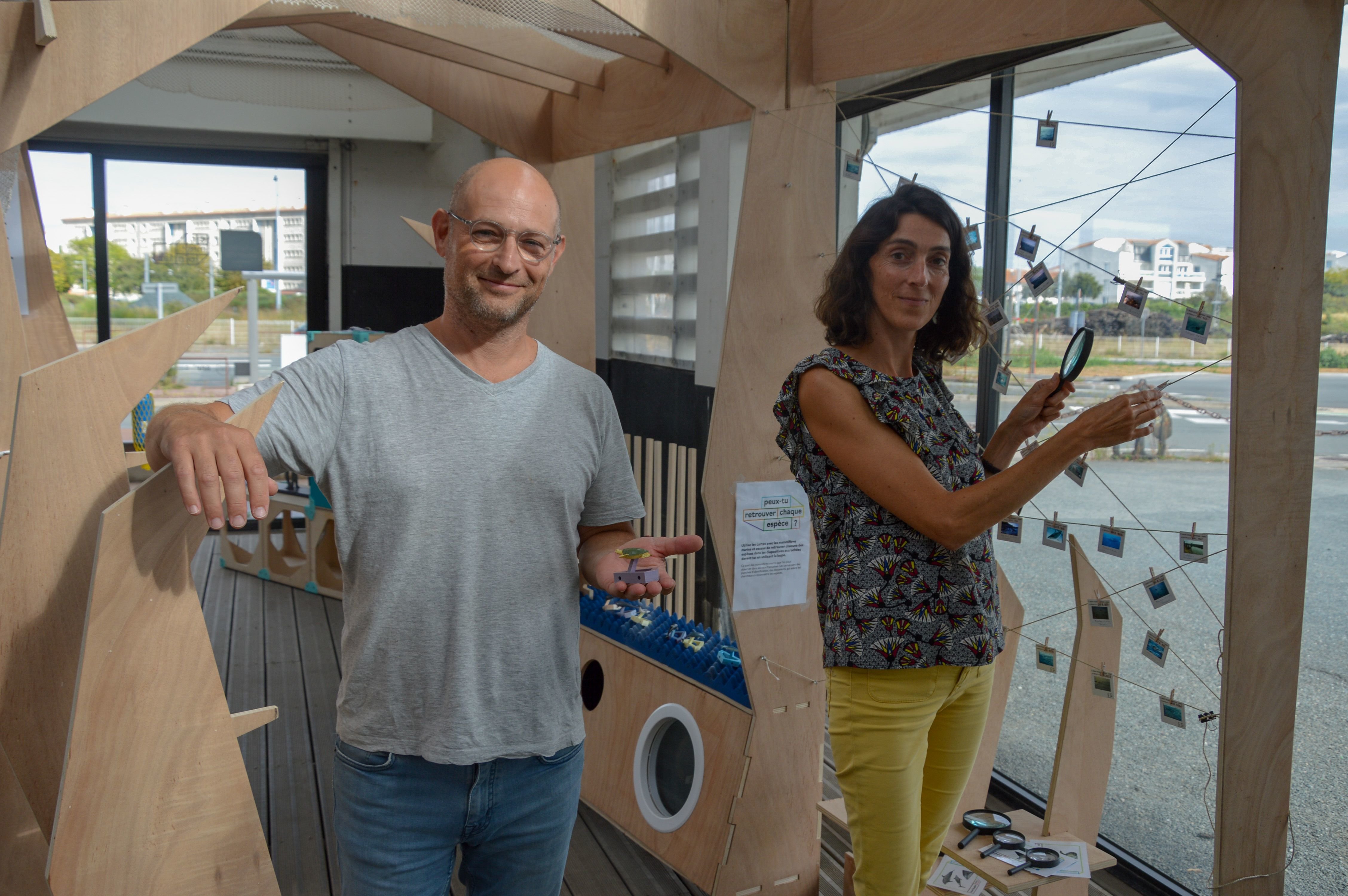 Diego Jarak et Marie Pons font partie des créateurs du Comm’on lab, un espace de vulgarisation scientifique porté par La Rochelle Université. LP/Amélia Blanchot