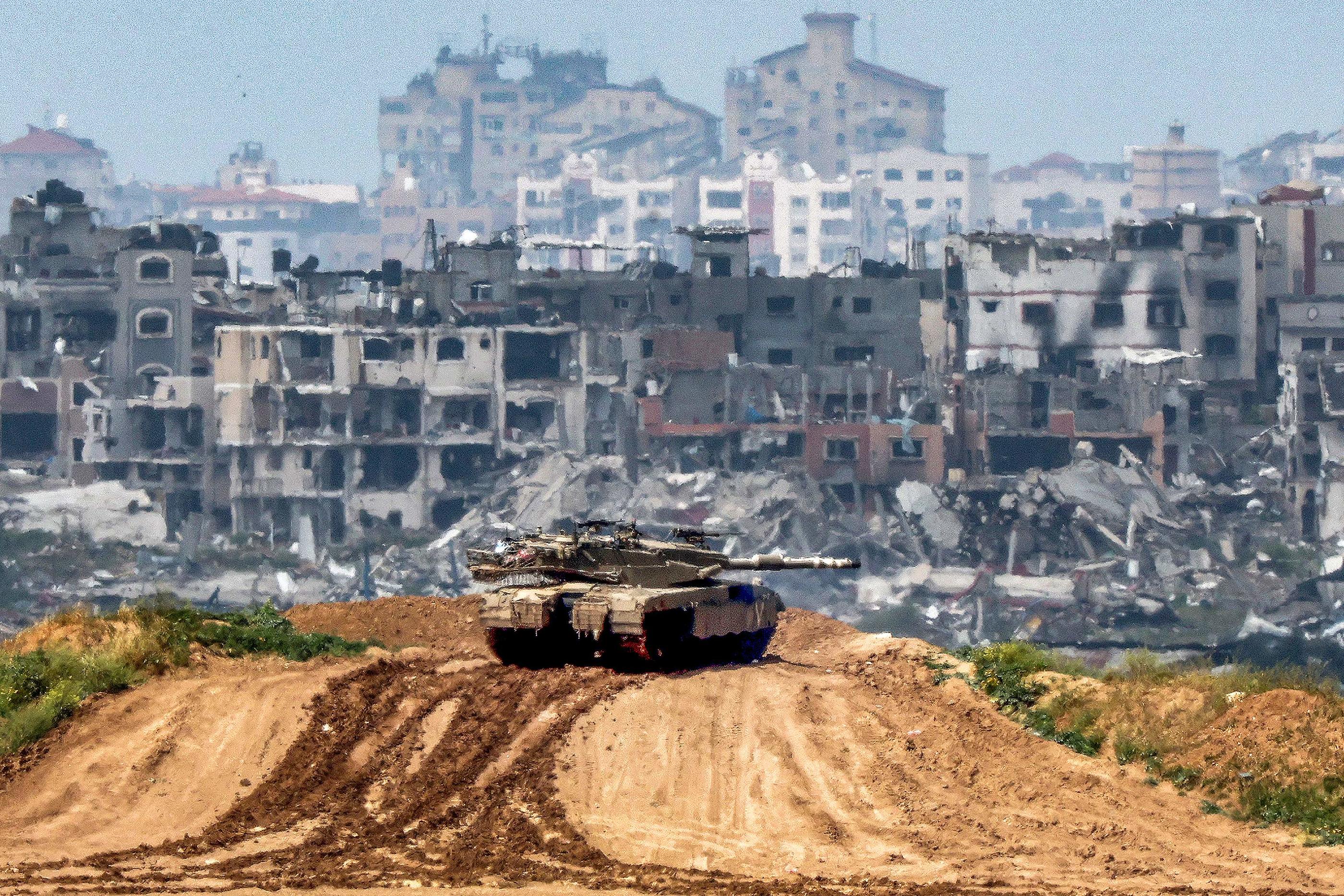 Un missile sol-sol a été identifié par l'armée israélienne en train de traverser le centre d’Israël depuis l’est, a affirmé Israël. AFP/JACK GUEZ