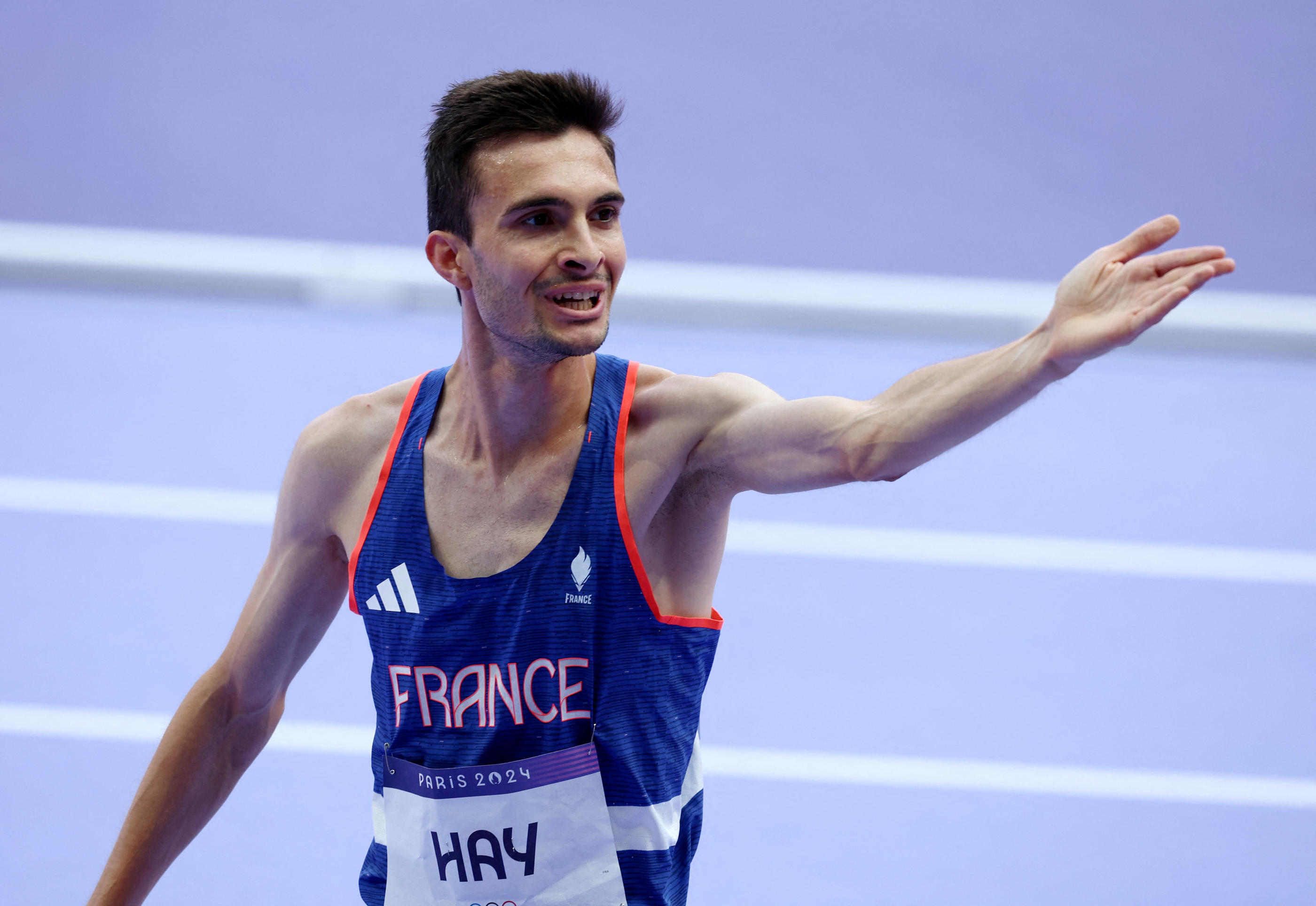 Hugo Hay, en bleu, avait suscité une vague d'indignation pendant les Jeux olympiques après la révélation d'anciennes publications sur les réseaux sociaux. REUTERS/Phil Noble