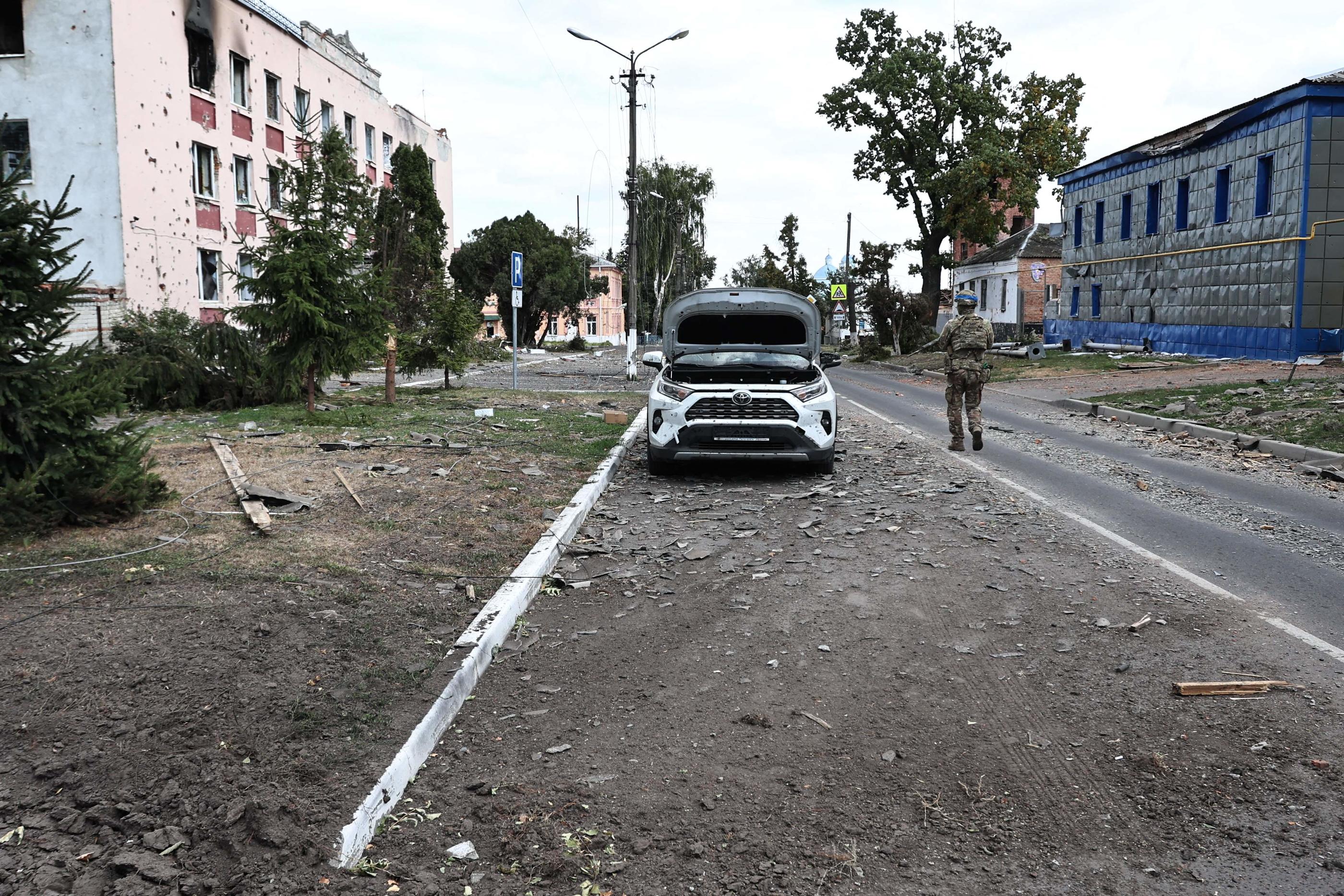 Les forces ukrainiennes ont revendiqué la prise de Soudja, située à huit kilomètres de la frontière. AFP/Yan Dobronosov