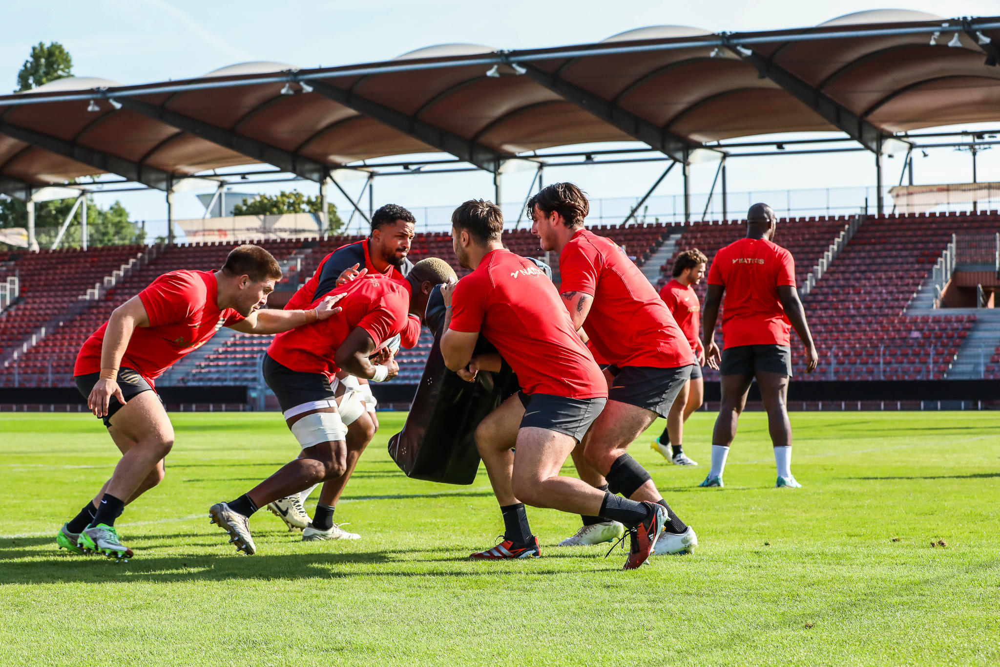 Créteil (Val-de-Marne), ce mardi 10 septembre 2024. Les rugbymen du Racing 92 disputeront leur trois premiers matchs à domicile de la saison au stade Dominique-Duvauchelle. LP/Icon Sport/Ewen Gavet