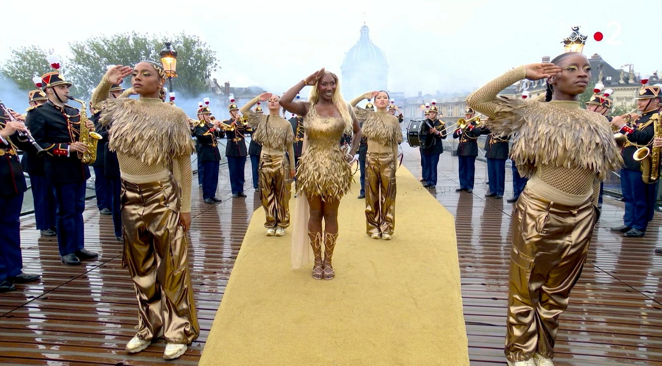 Depuis leurs critiques sur la cérémonie d'ouverture des Jeux, et notamment la performance d'Aya Nakamura avec la garde républicaine, les voix d'extrême droite ne se sont plus beaucoup fait entendre. Photo France Télévisions